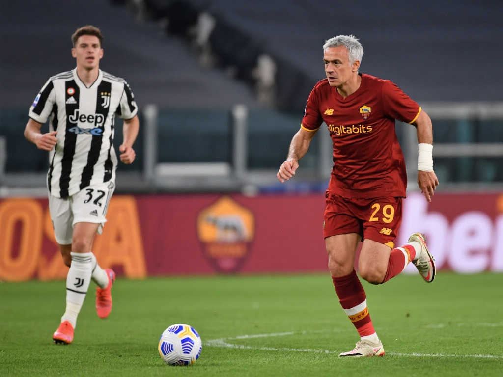 役的傳奇球 役的傳奇球